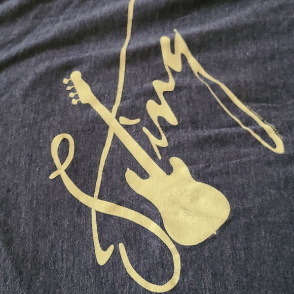 🎸 Sting the Musician tee. 🎸 - Picture 2 of 3